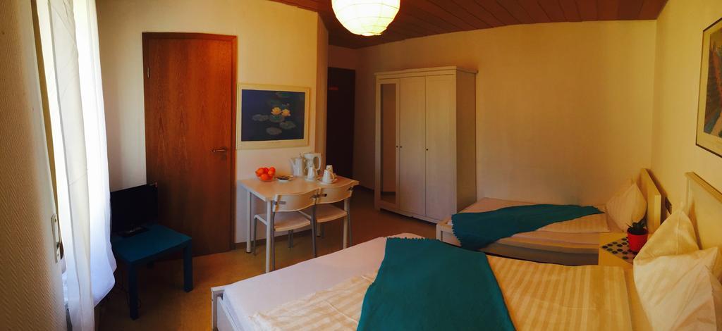Motels21 Sersheim Room photo