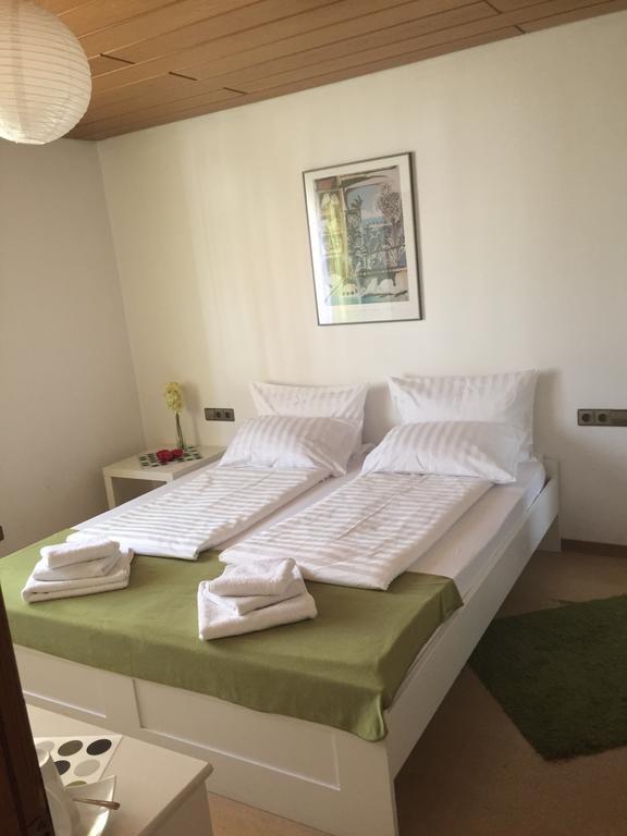 Motels21 Sersheim Room photo